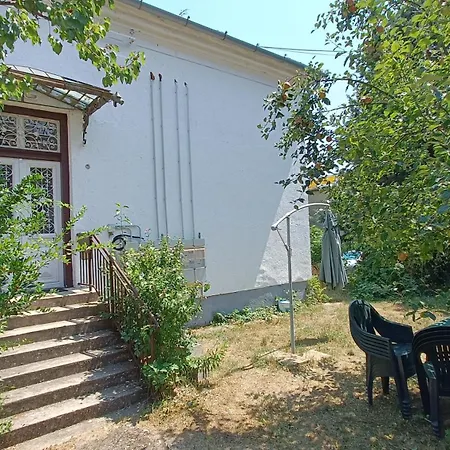 Elisabeth Apartman * Badacsonytomaj